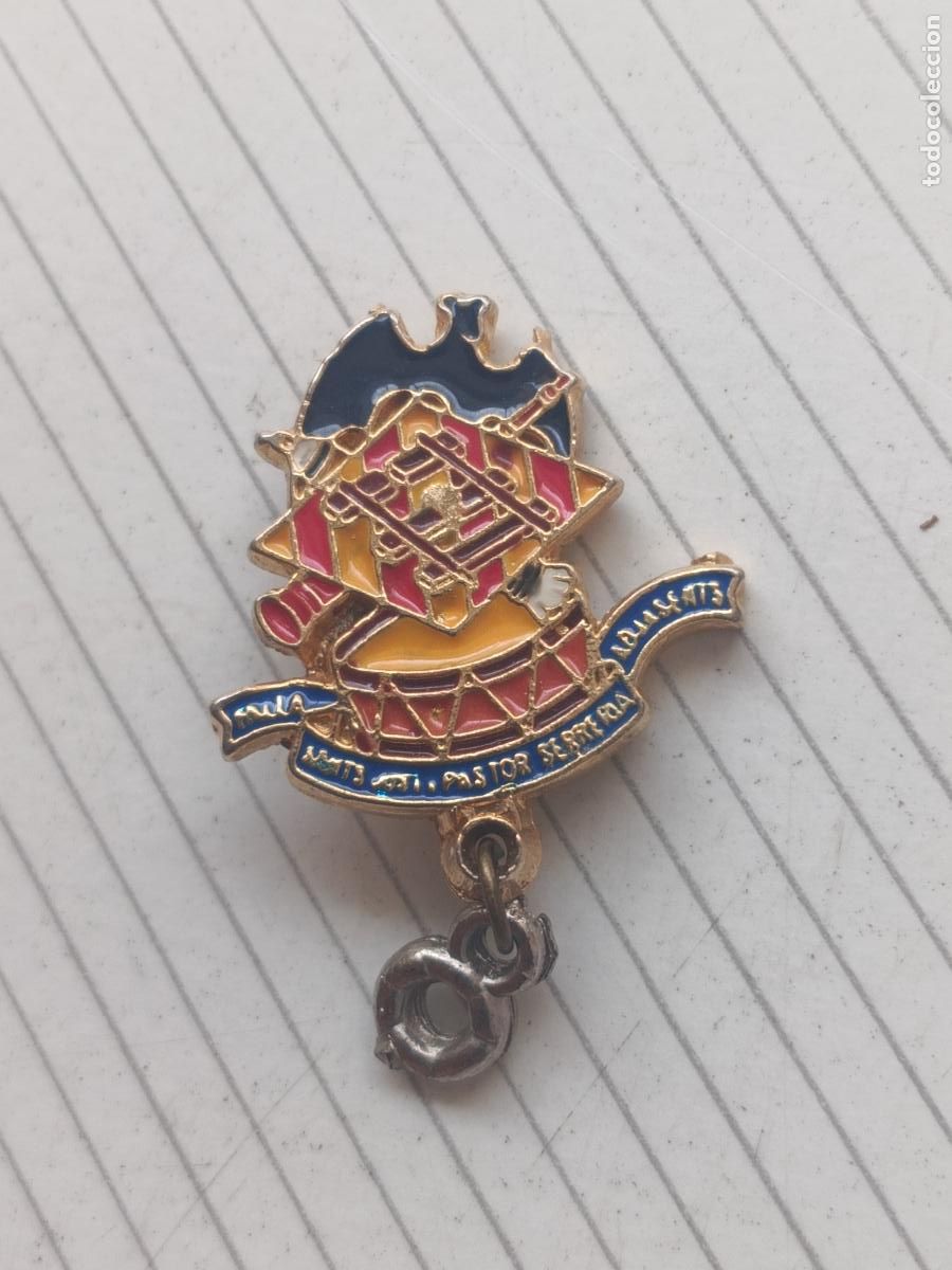 Pins de colecci&oacute;n: Insignia de Fallas de Valencia. Insignia Falla Santos Justo y Pastor Serreria