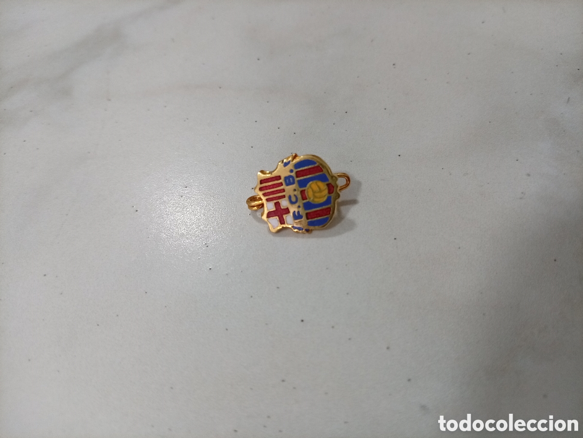 Pins de colecci&oacute;n: Pin imperdible futbol Barcelona