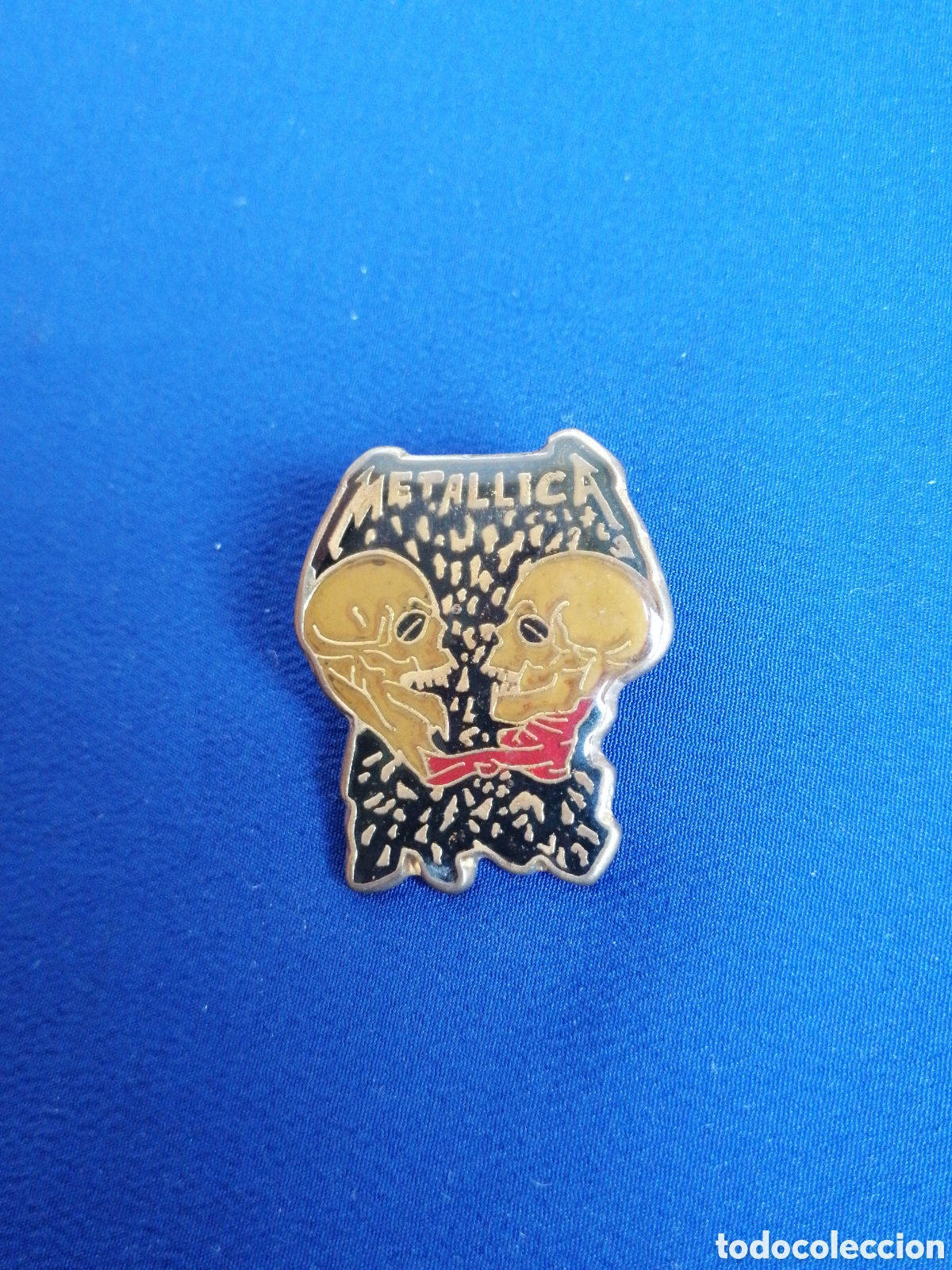 Pins de colecci&oacute;n: METALLICA GRUPO HEAVY PIN