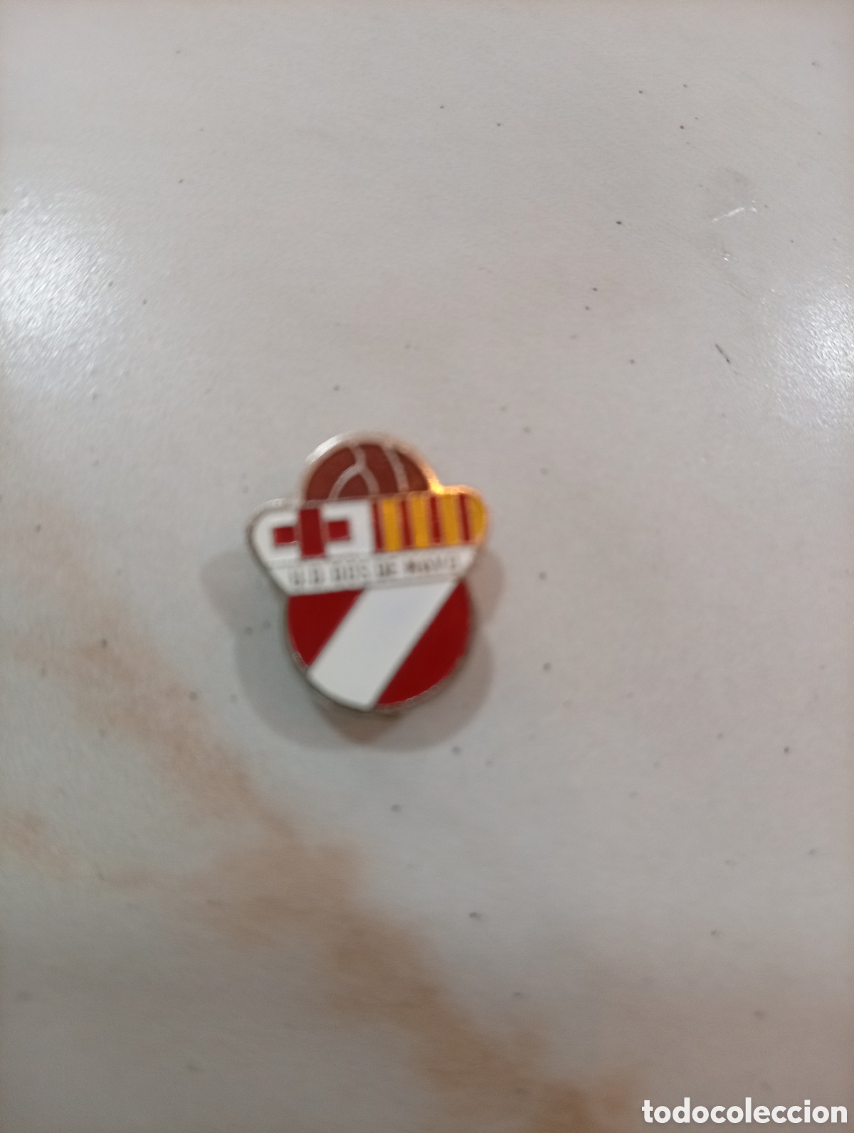 Pins de colecci&oacute;n: Pin ojal futbol Barcelona dos de mayo