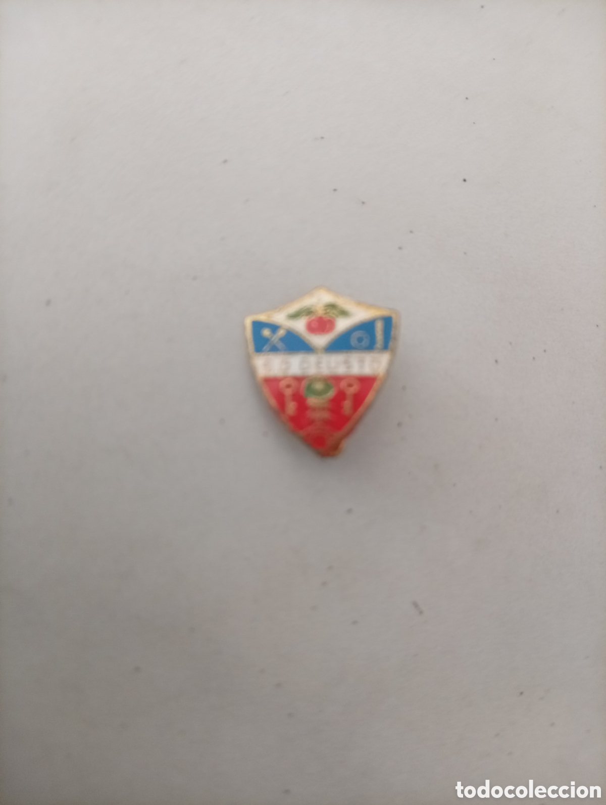 Pins de colecci&oacute;n: Pin imperdible futbol deusto