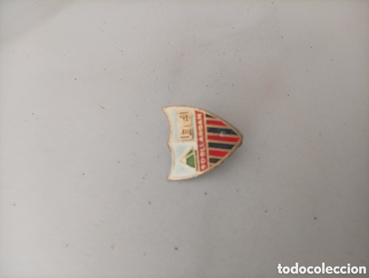 Pins de colecci&oacute;n: Pin imperdible futbol ollargan