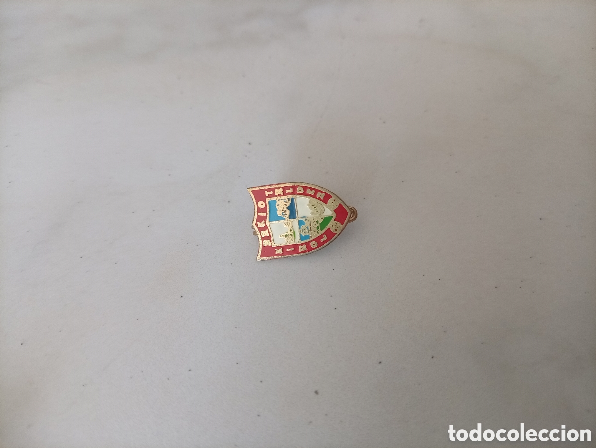 Pins de colecci&oacute;n: Pin imperdible futbol baxio kirol taldea