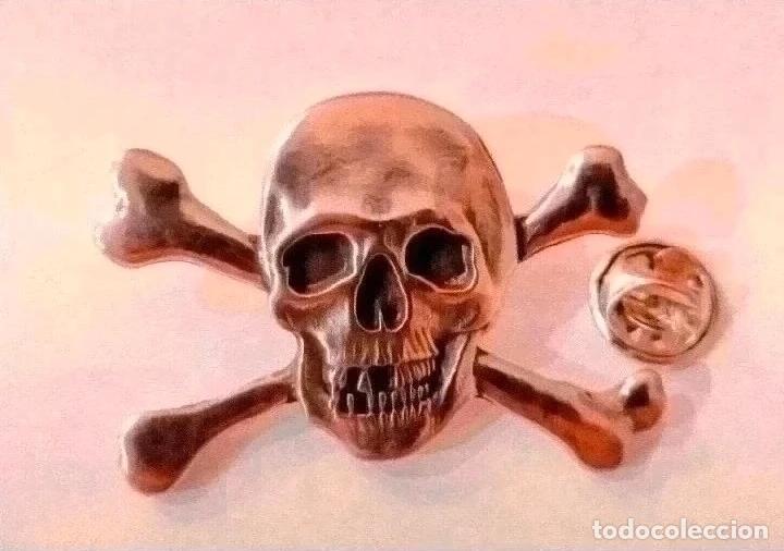 Pins de colecci&oacute;n: pin calavera cromado