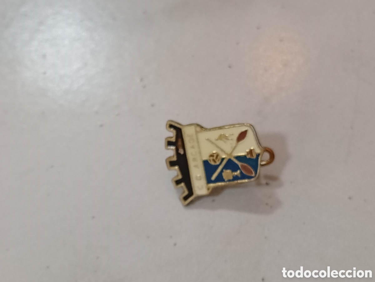 Pins de colecci&oacute;n: Pin imperdible futbol arcade