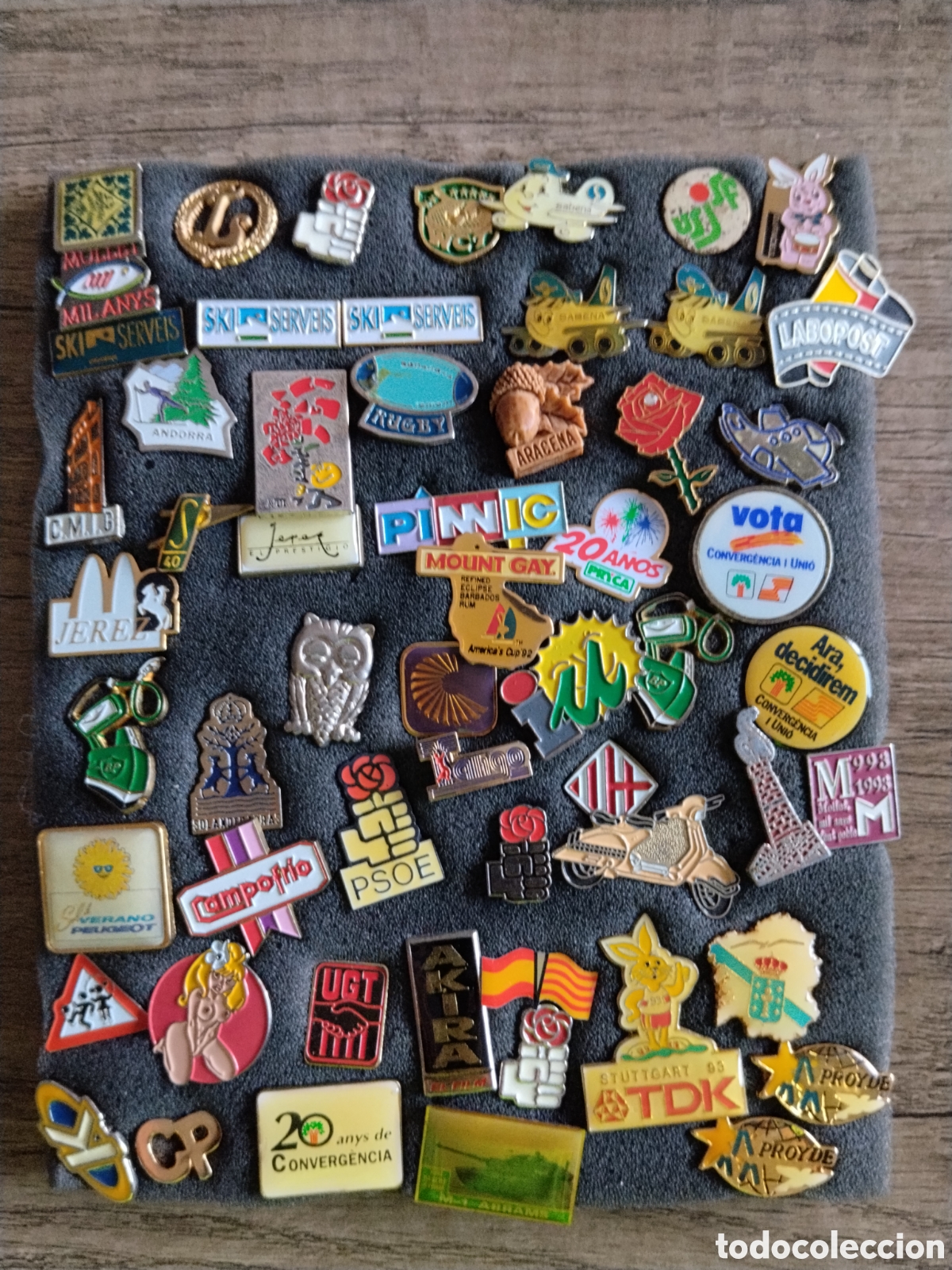 Pin's de collection: Lote + de 50 pins publicitarios variados. Publicidad.insignias.politicos.marcas.turismo.bancos.depor