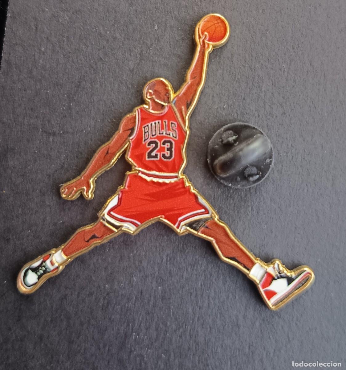 Pins de colecci&oacute;n: PIN BALONCESTO - PIN BASKET - SILUETA DEL JUGADOR - BULLS