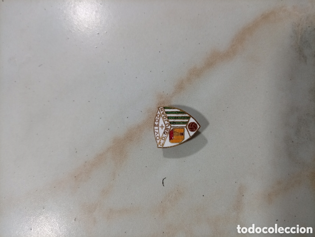 Pins de colecci&oacute;n: Pin ojal futbol grujoa