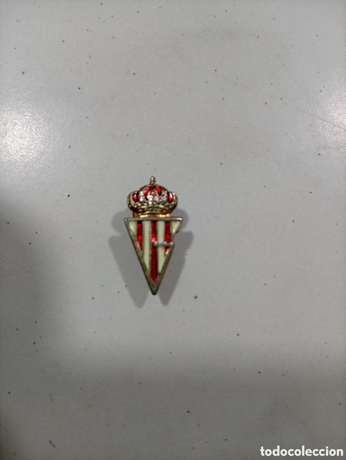 Pins de colecci&oacute;n: Pin ojal futbol Sporting de Gij&oacute;n