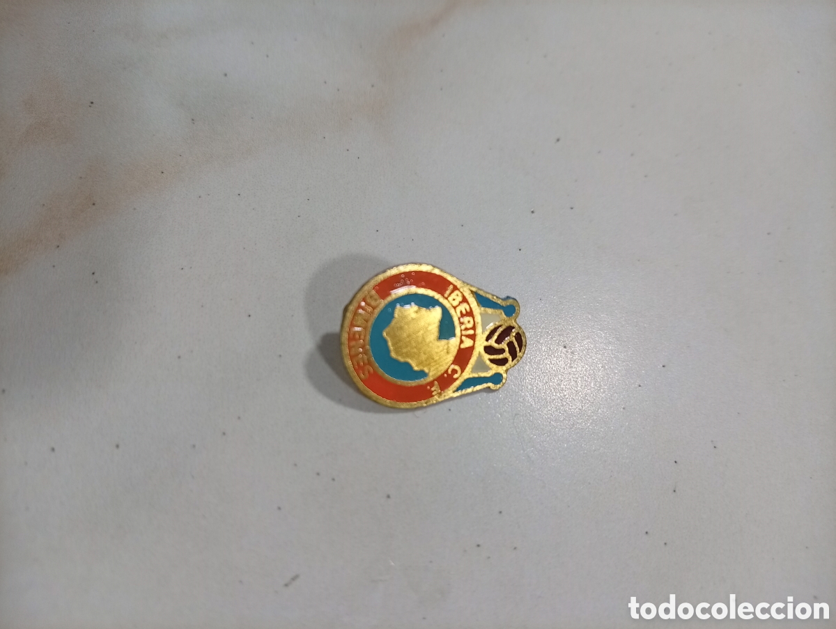 Pins de colecci&oacute;n: Pin imperdible futbol bimanes