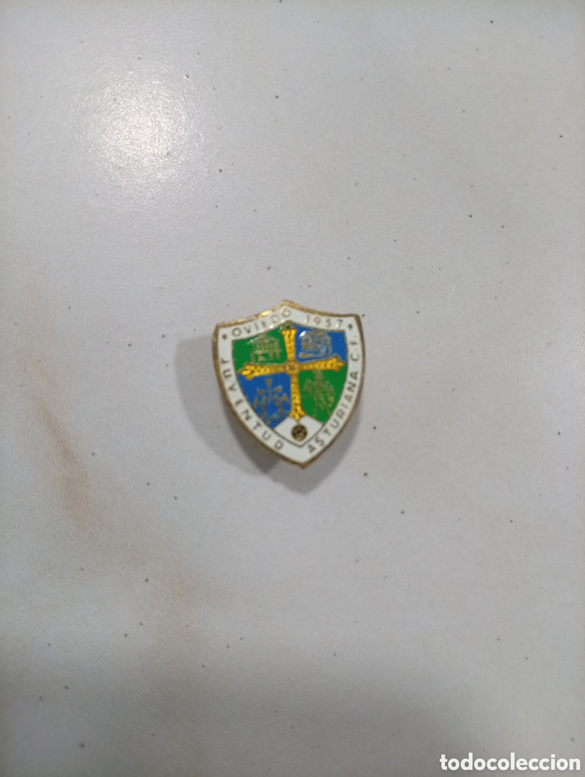 Pins de colecci&oacute;n: Pin ojal futbol juventud asturiana