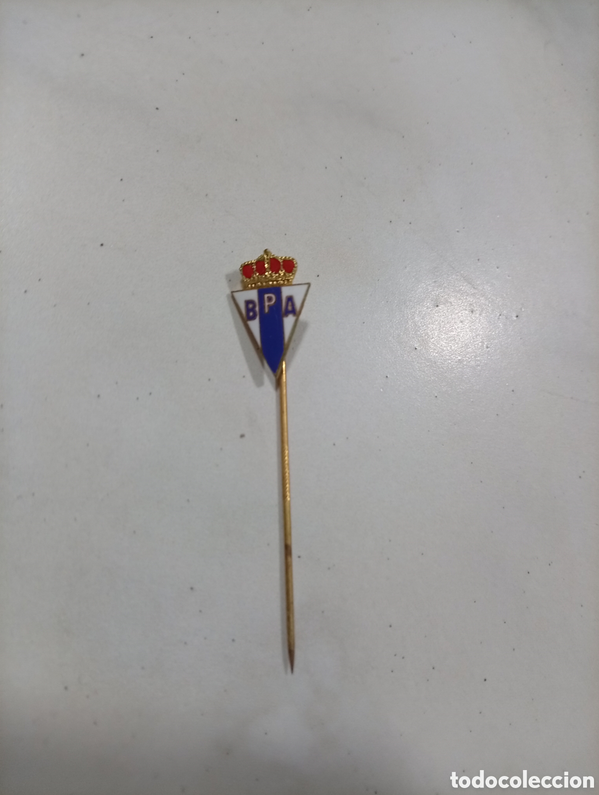Pins de colecci&oacute;n: Pin imperdible futbol pe&ntilde;a blanquiazul