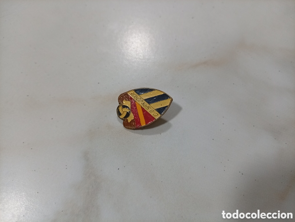 Pins de colecci&oacute;n: Pin imperdible futbol san jorge