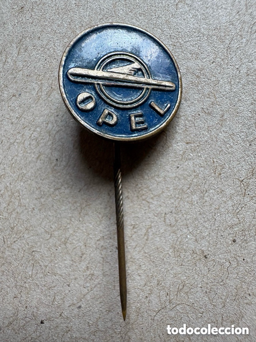 Collection pins: Antigua insignia aguja Opel (A5)