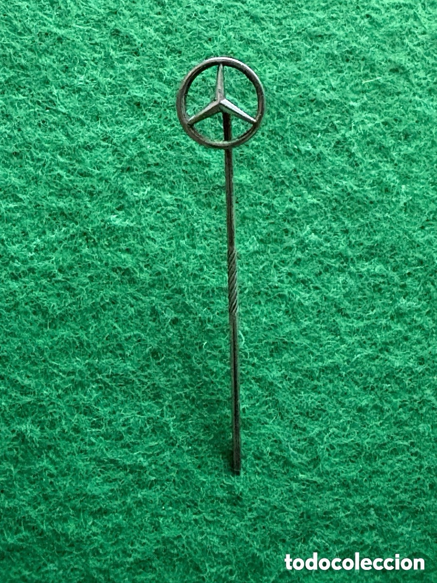 Pins de cole&ccedil;&atilde;o: Aguja pin solapa insignia de plata, Mercedes Benz (A2)