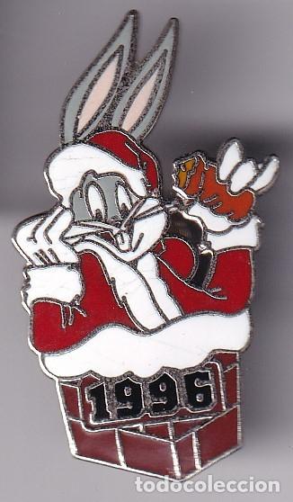 Collection pins: PIN DE BUGS BUNNY DE WARNER BROS TAMA&Ntilde;O 4,5cm x 2,6cm
