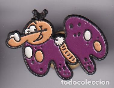 Collection pins: PIN DE MORTADELO DISFRAZADO DE MARIPOSA. TANG (1994) PERSONAJE DE F. IB&Aacute;&Ntilde;EZ