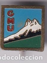 Sammlung von Pins: ANTIGUA INSIGNIA IMPERDIBLE CON LAS INICIALES CMU - CLUB DE MONTA&Ntilde;A