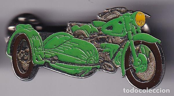Pins de colecci&oacute;n: PIN ESMALTADO DE UNA MOTO CON SIDECAR DE TAMA&Ntilde;O 2,4cm x 4,6cm (MOTORBIKE)