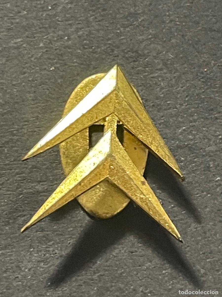 Pins de colecci&oacute;n: AUTOMOVILES / MOTOS - ANTIGUA INSIGNIA SOLAPERA CITROEN - 2,1X2 CM. ESTADO EL QUE SE VE