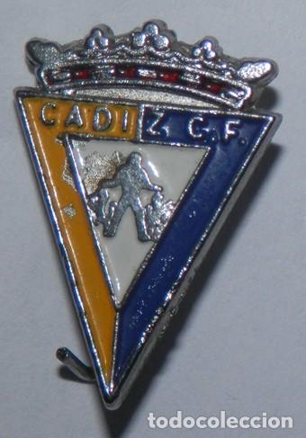 Pins de colecci&oacute;n: ANTIGUO PIN DE ALFILER DEL CADIZ CLUB FUTBOL