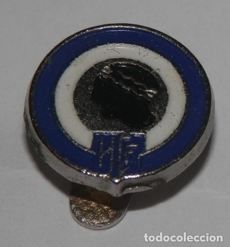 Pins de colecci&oacute;n: ANTIGUO PIN DE OJAL DEL HERCULES CLUB FUTBOL