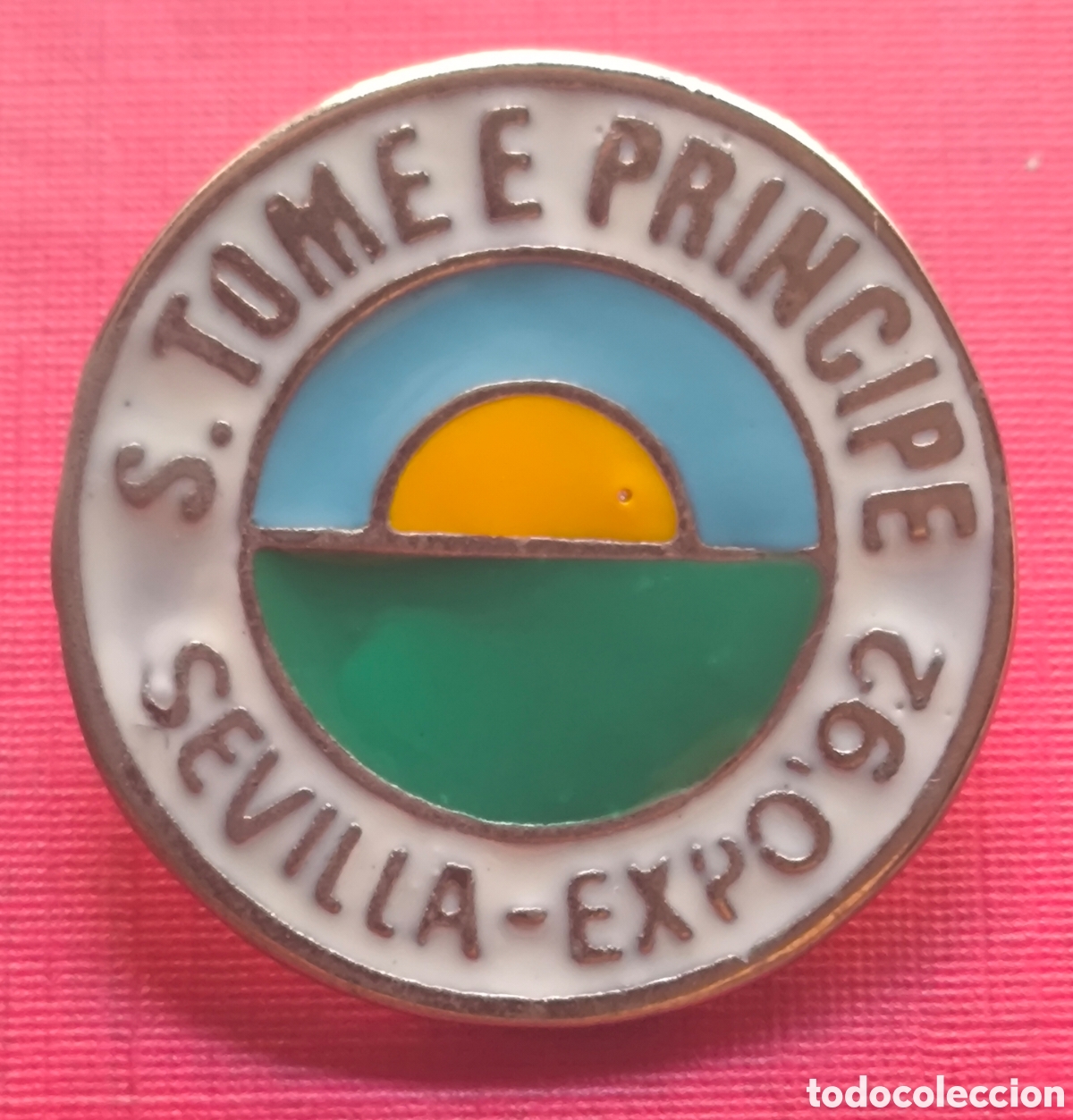 Pins de colecci&oacute;n: SEVILLA EXPO 92 PIN SAO TOM&Eacute; E PRINCIPE