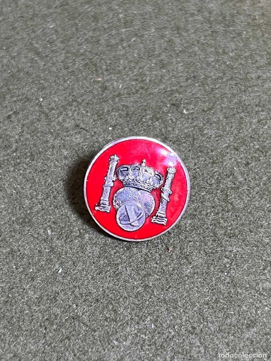 Collection pins: Pin oficial INSHT esmaltado | Instituto Nacional de Seguridad e Higiene en el Trabajo | Insignia vin