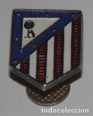 Pins de colecci&oacute;n: ANTIGUO PIN'S DE OJAL DEL ATHLETICO DE MADRID