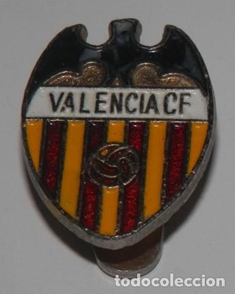 Pins de colecci&oacute;n: ANTIGUO PIN'S DE OJAL DEL VALENCIA CLUB FUTBOL