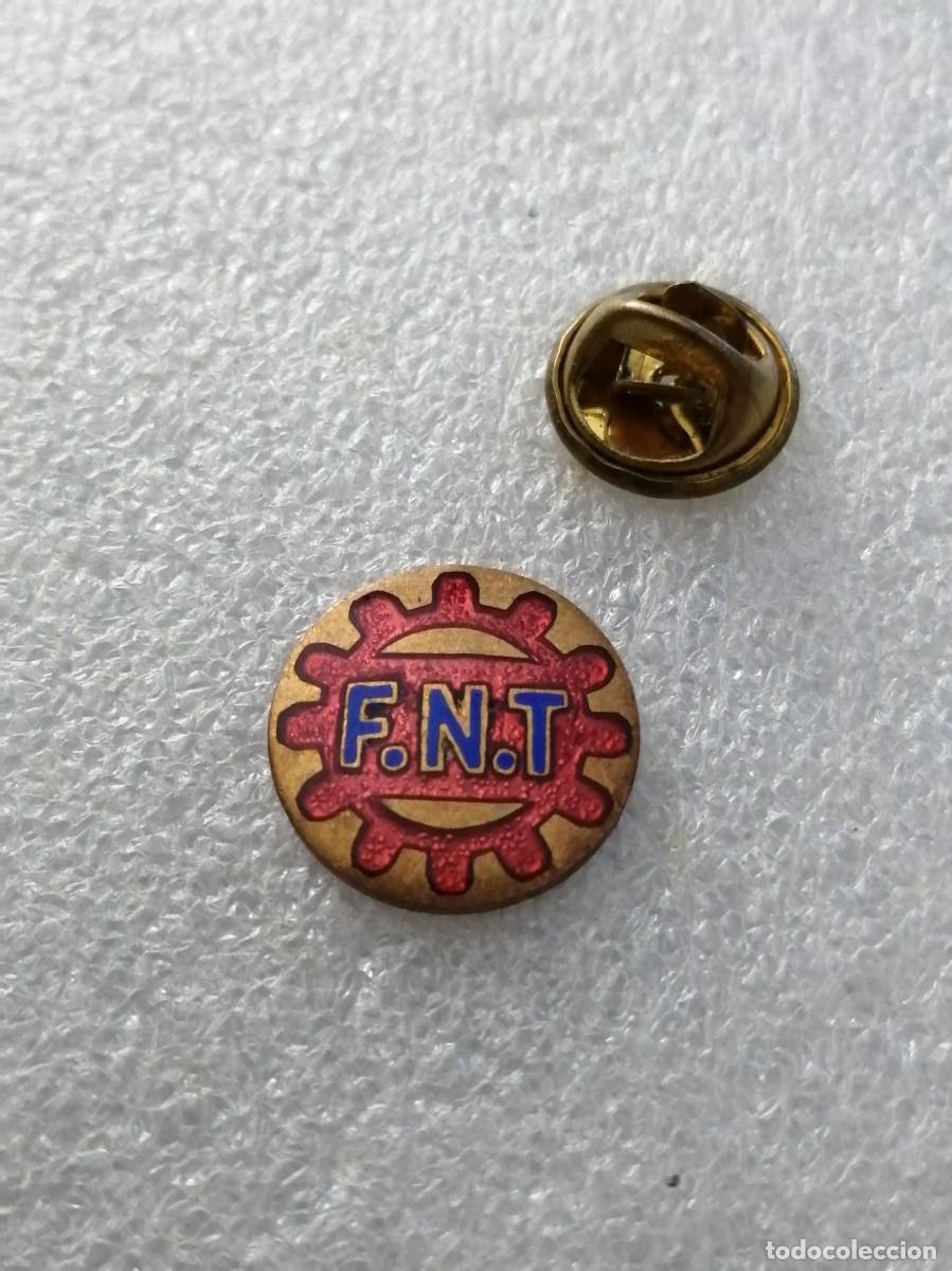 Pins de colecci&oacute;n: &Uacute;NICA TC PIN 000 FNT HIST&Oacute;RICO SINDICATO UNIVERSITARIO TRANSICI&Oacute;N FUERZA NACIONAL TRABAJADORES