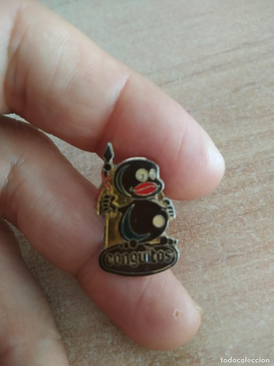 Pin's de collection: PIN CONGUITOS CHOCOLATE CON CACAHUETE DULCE GOLOSINA CHUCHERIA
