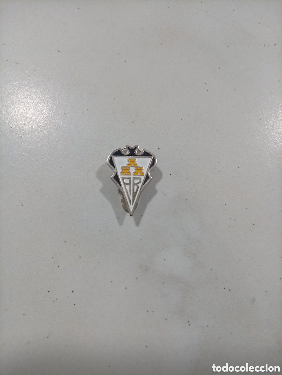 Pins de colecci&oacute;n: Pin ojal futbol Albacete balompi&eacute;