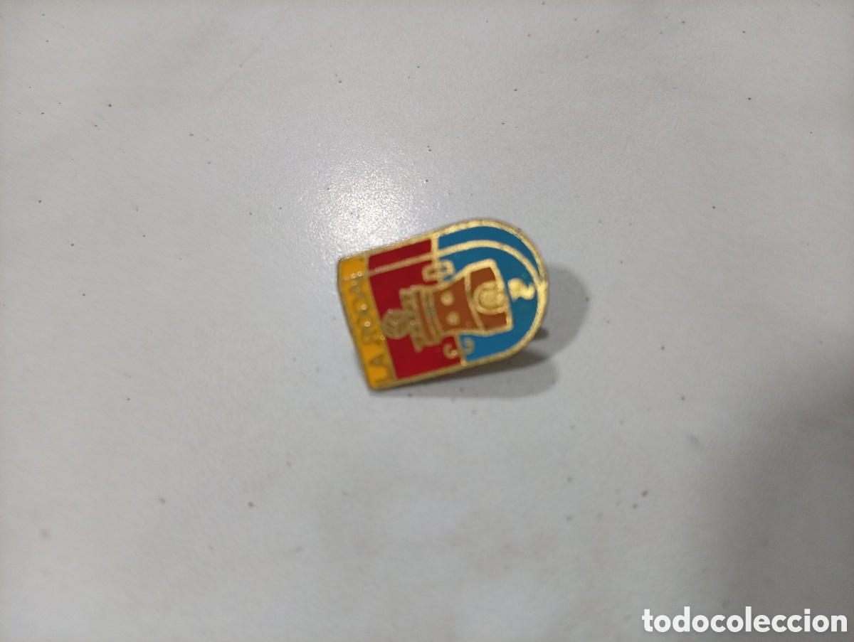 Pins de colecci&oacute;n: Pin imperdible futbol la roda