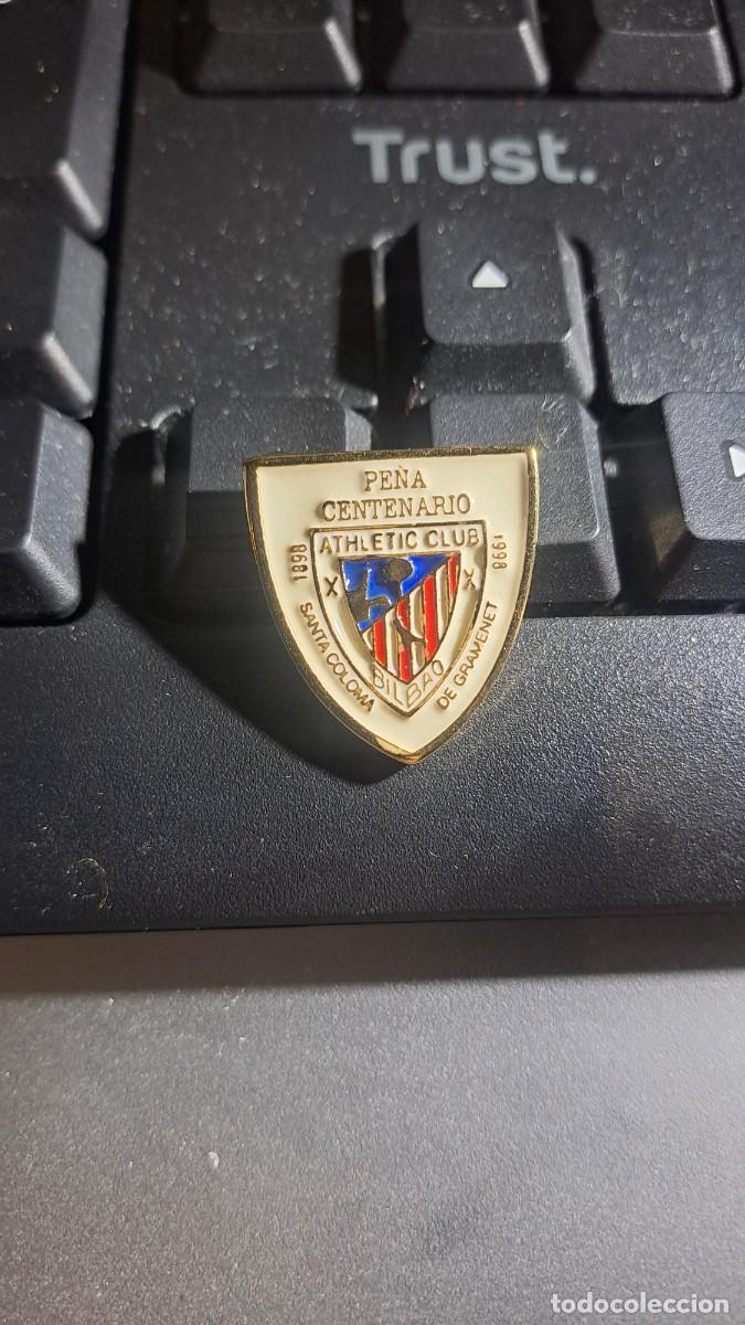 Pins de colecci&oacute;n: PIN PE&Ntilde;A CENTENARIO DE SANTA COLOMA DE GRAMANET ATHLETIC CLUB DE BILBAO FUNDADO EN 1999