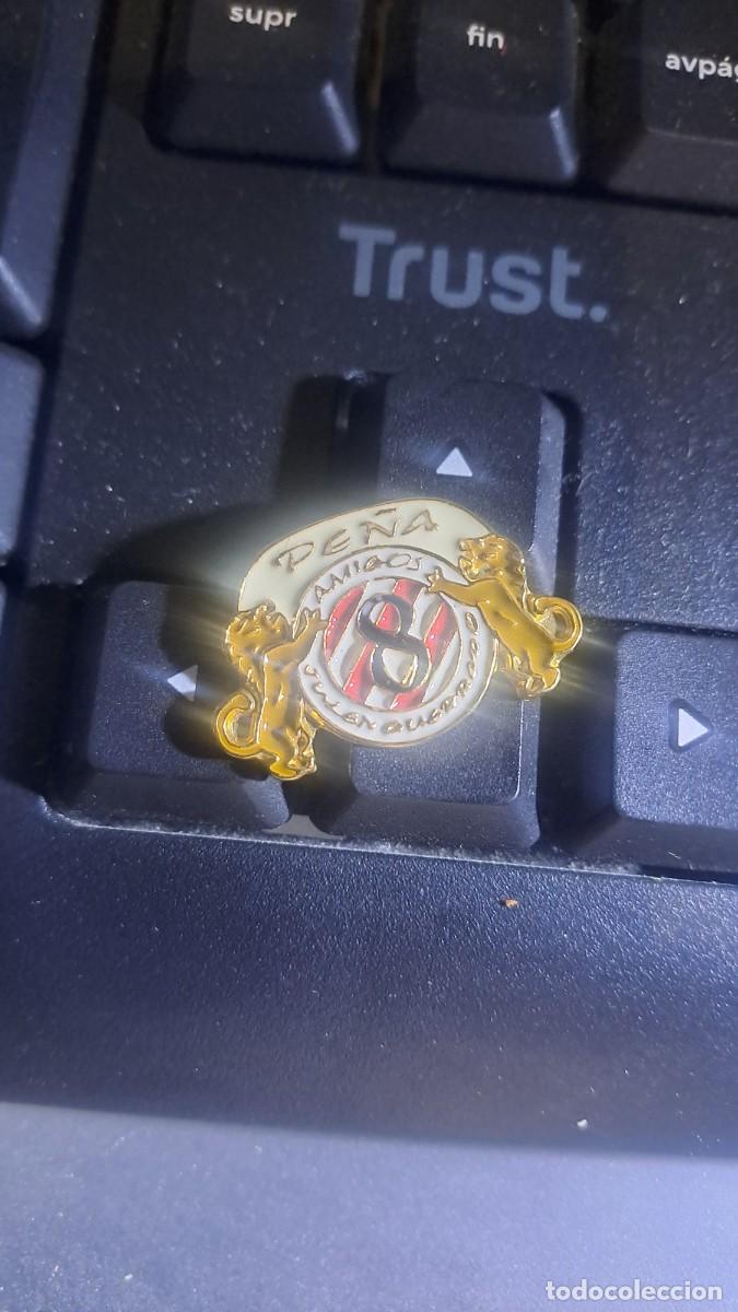 Pins de colecci&oacute;n: PIN PE&Ntilde;A AMIGOS DE JULEN GUERRERO EN MIMETIZ ZALLA ATHLETIC CLUB DE BILBAO FUNDADO EN 2004