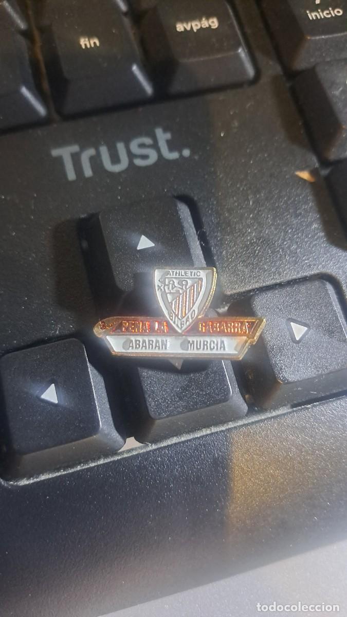 Pins de colecci&oacute;n: PIN PE&Ntilde;A ATHLETIC LA GABARRA ABARAN ATHLETIC CLUB DE BILBAO FUNDADO EN 1998