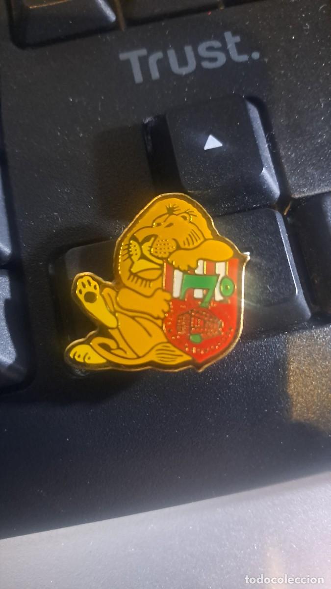 Pins de colecci&oacute;n: PIN PE&Ntilde;A OSKAR TABUENKA OTXARKOAGA ATHLETIC CLUB DE BILBAO FUNDADO EN 1992