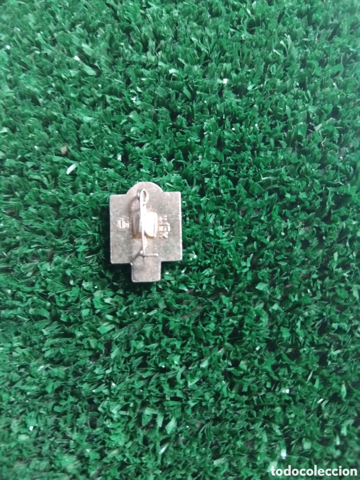 Pins de colecci&oacute;n: Pin baloncesto aguja - Foto 3