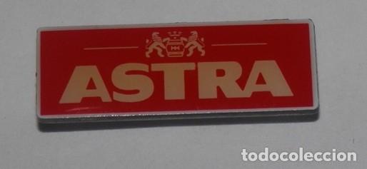 Pins de colecci&oacute;n: PINS DE LA CERVEZA ASTRA - Foto 1