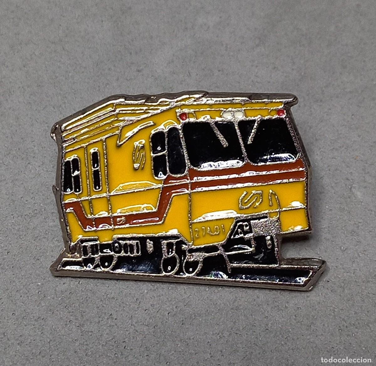 Pins de colecci&oacute;n: Pin de la Dresina de catenaria 274.01 automotor MAN, FGC Ferrocarrils de la Generalitat de Catalunya