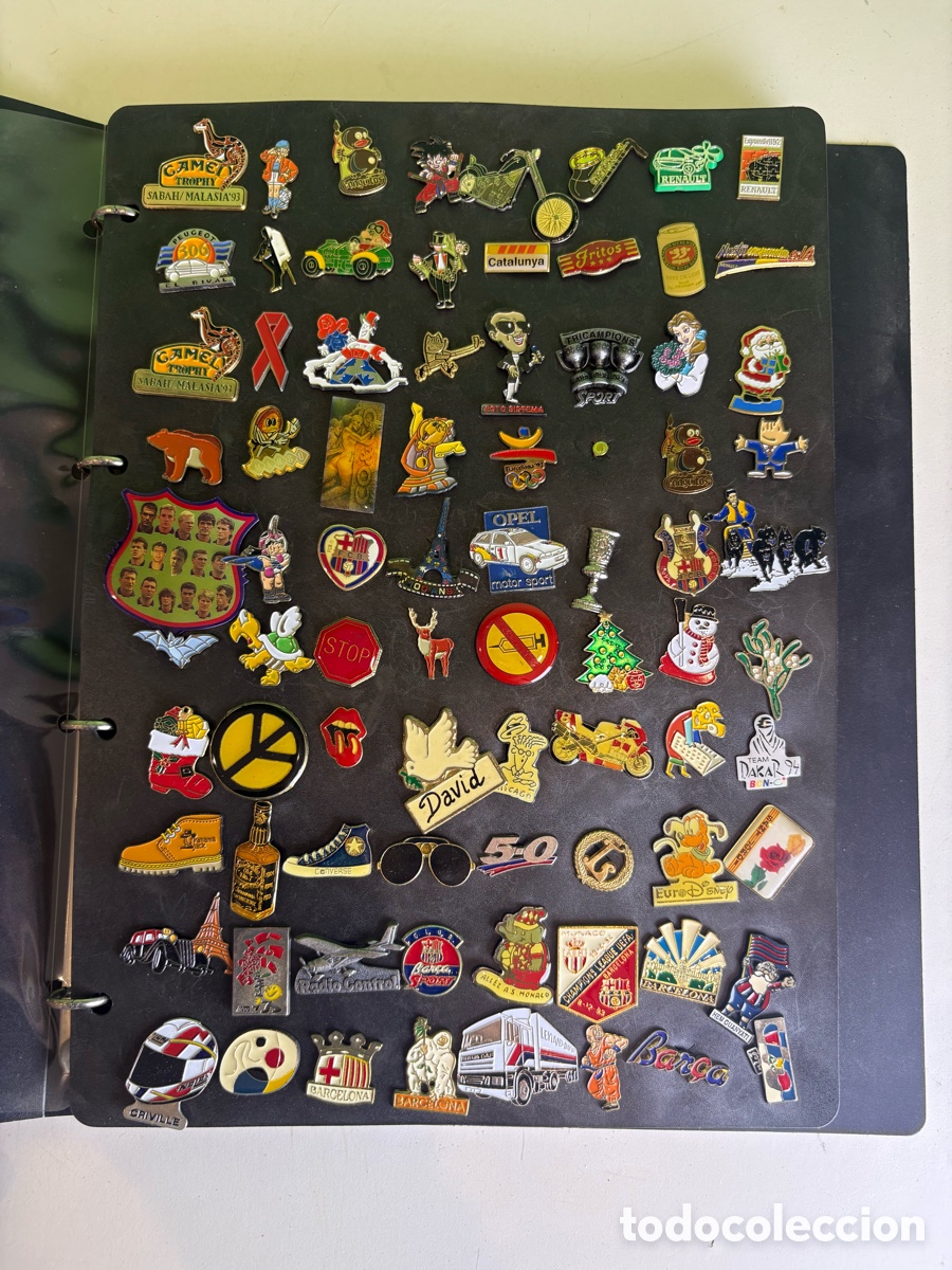 Pins de colecci&oacute;n: Gran colecci&oacute;n de pins esmaltados en &aacute;lbum expositor