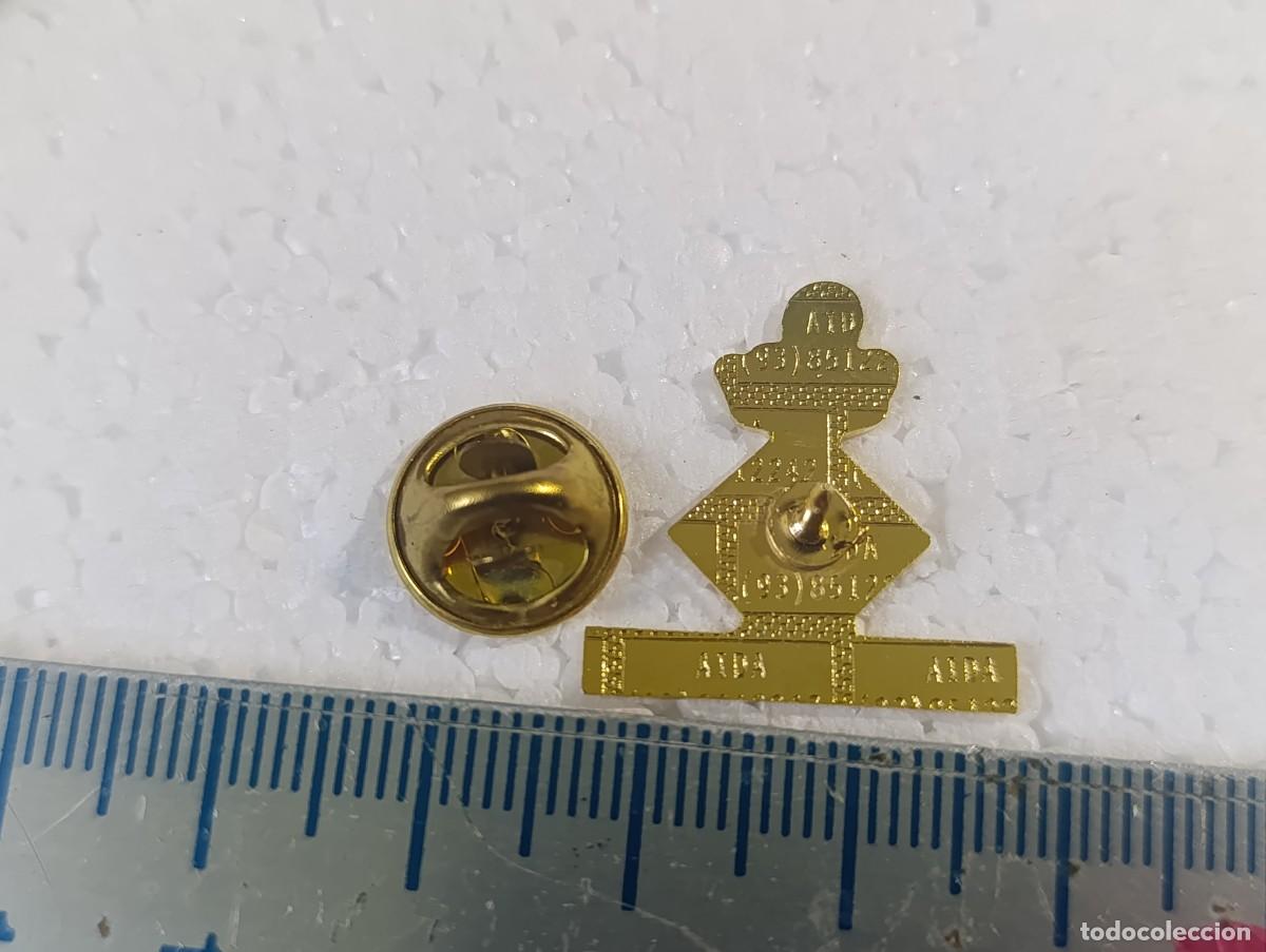Pins de colecci&oacute;n: PIN - SANT HIPOLIT DE VOLTREGA - PUBLICIDAD - Foto 2