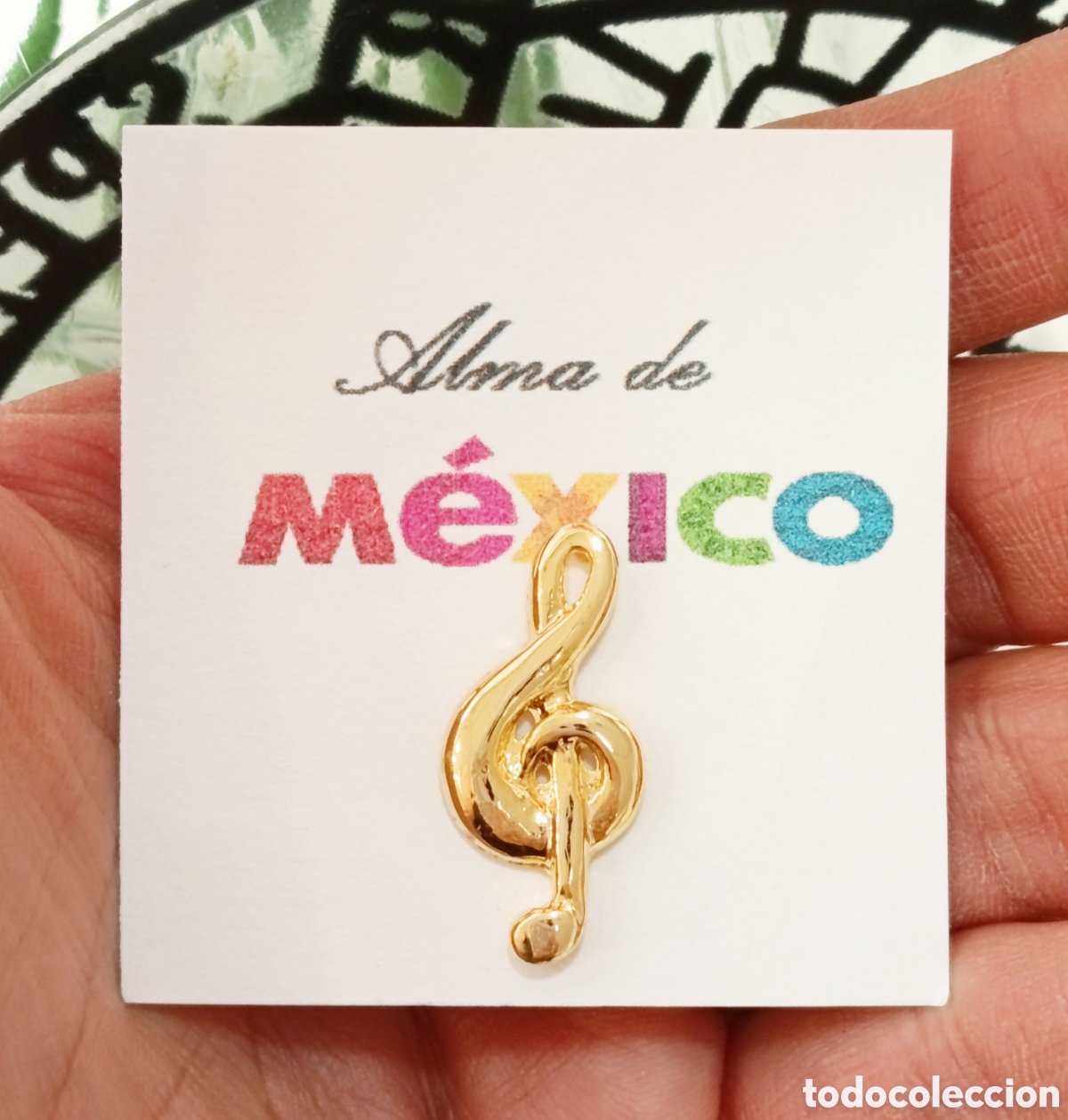 Pins de colecci&oacute;n: Pin vintage clave de sol color oro, a&ntilde;os 80's, nuevo