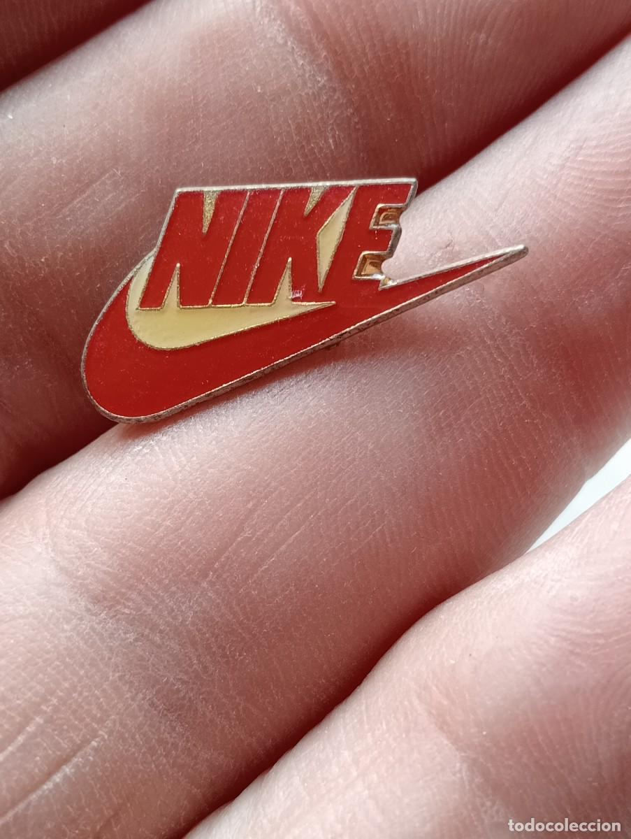 Pins de colecci&oacute;n: PINS NIKE ROPA DEPORTIVA Y COMPLEMENTOS ZAPATILLAS MARCA COMERCIAL PINES INSIGNIA