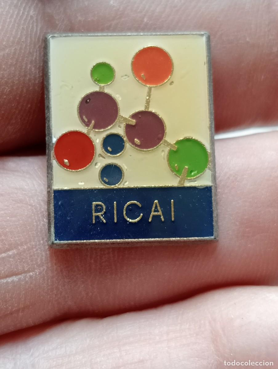 Pins de colecci&oacute;n: PINS RICAI TEMA SANIDAD , HOSPITAL,MEDICINAS , INVESTIGACI&Oacute;N M&Eacute;DICA INSIGNIA PINES