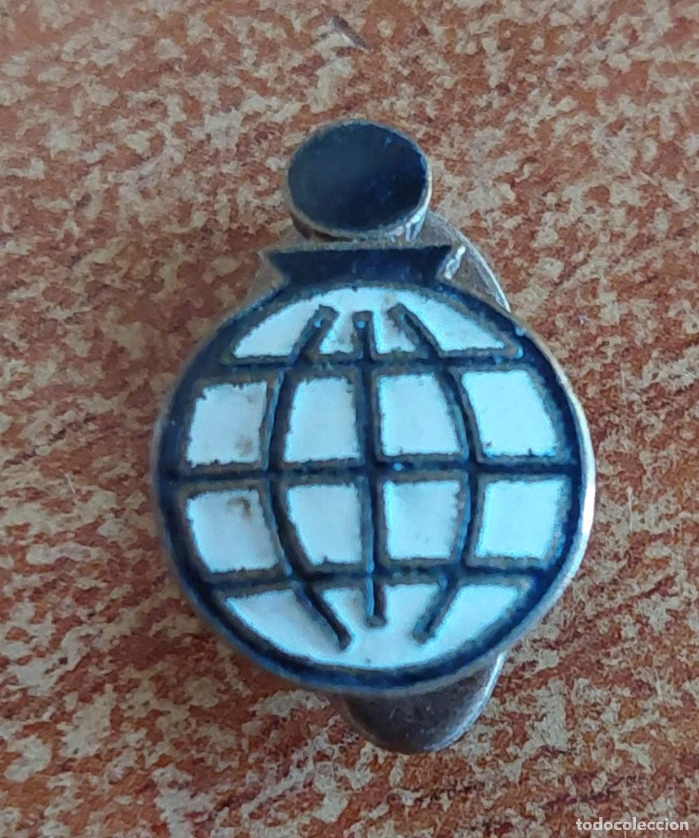 Pins de colecci&oacute;n: Emblema ojal Caja de ahorros