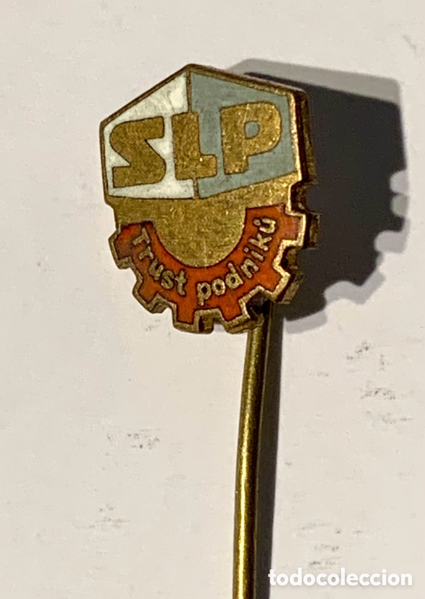 Pins de colecci&oacute;n: Pin de aguja. Trust Podniku SLP. Rep&uacute;blica Checa. Metal dorado. A&ntilde;os 60.