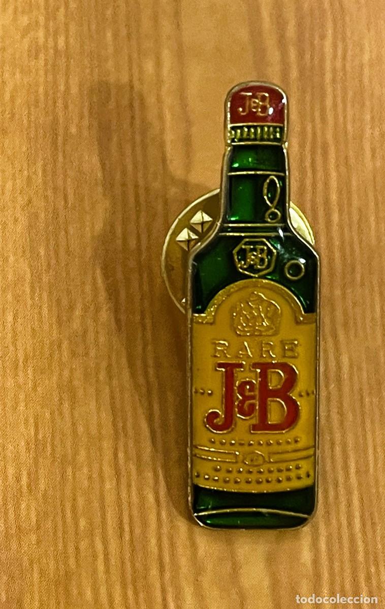 Pins de colecci&oacute;n: PIN DE BOTELLA DE WHISKY ESCOC&Eacute;S J&B / JB (JUSTERINI & BROOKS)
