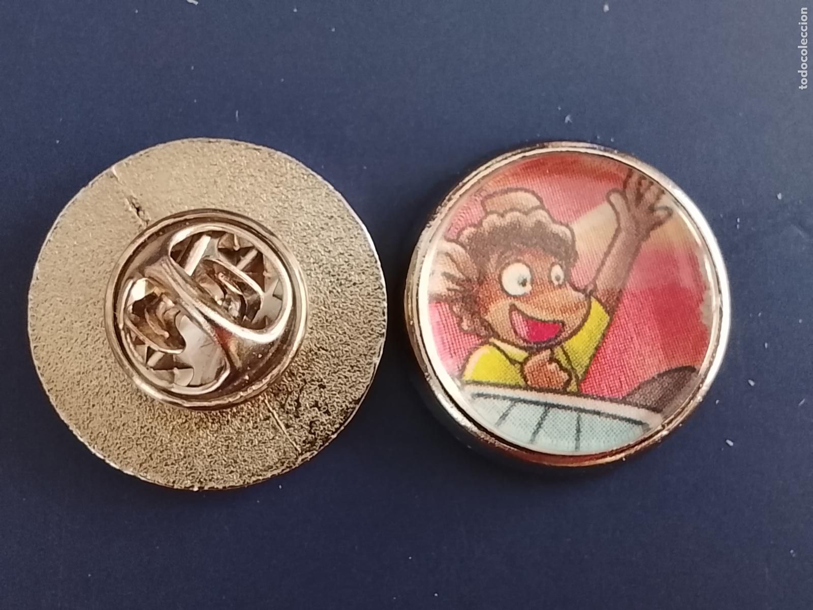 Pins de colecci&oacute;n: pin redondo metal - infantil dibujos animados c&oacute;mics Tea Stilton
